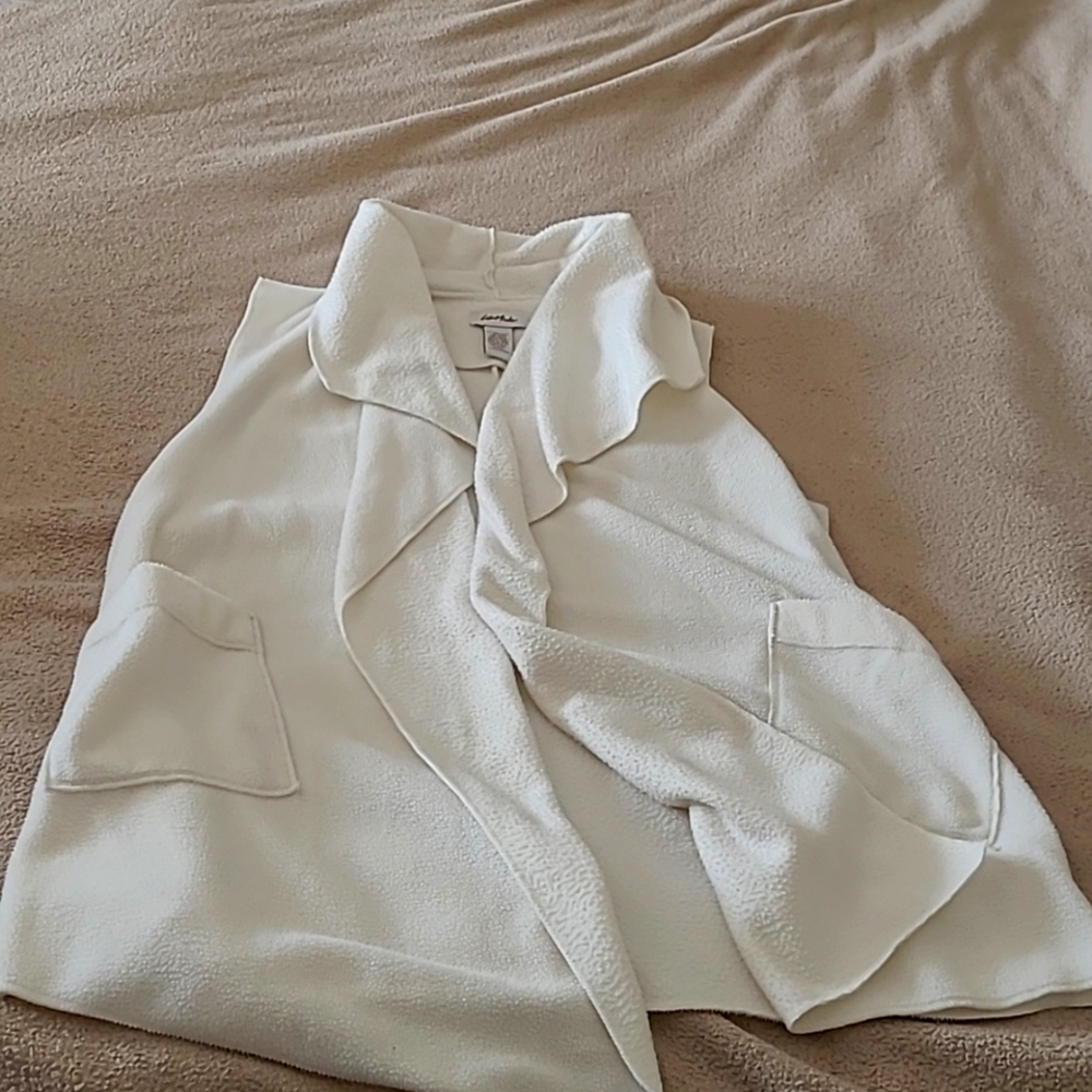 Flowy polyester vest, one size fits most